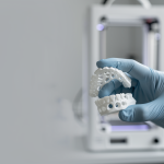 Adelaide Üniversitesi’nin 3D Baskılı Dental Eğitim Modeli Projesi Neden Önemli? Hasta Özelinde Cerrahi Prova Yeni Bir Aşamaya Geçiyor